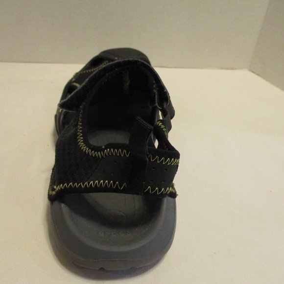 CROCS Men Size 12 Black Gray Outdoors Pool Beach Closed Toe Sandals main image 7